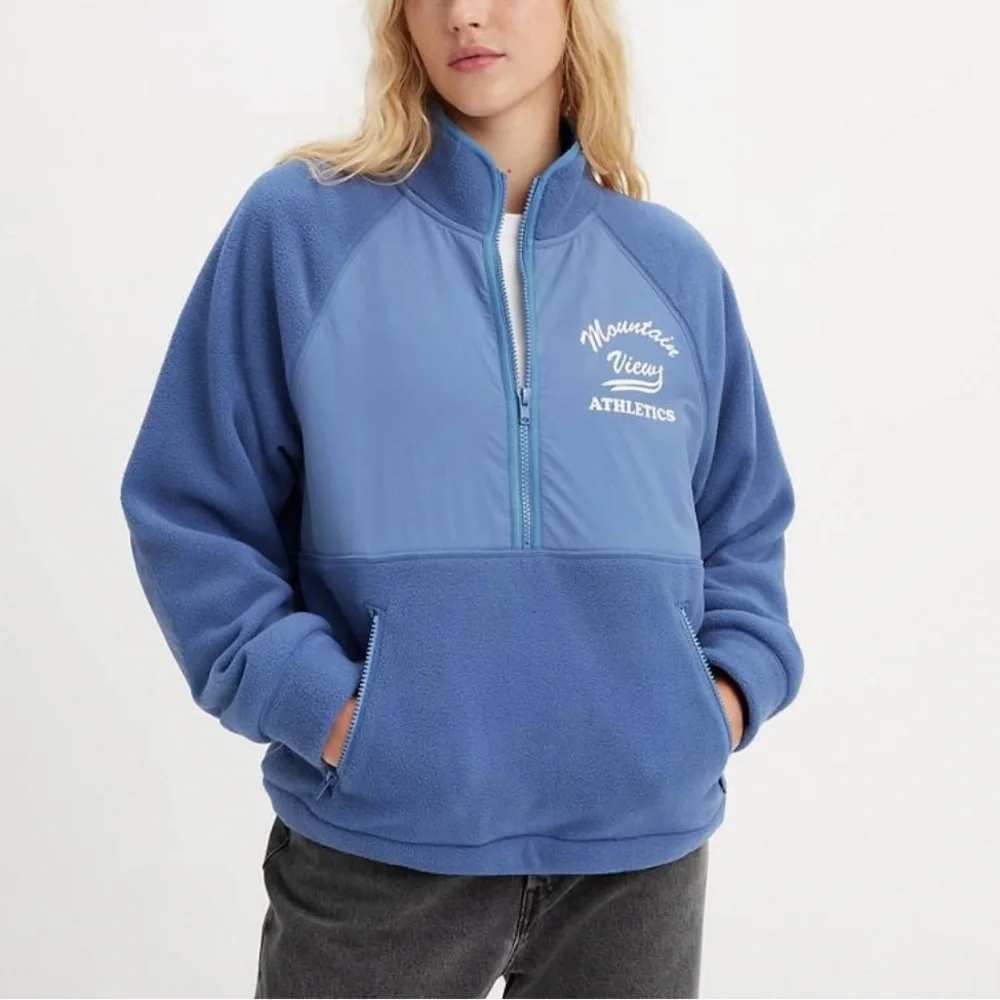 Levi’s Gold Tab Summit 1/4 Zip Sweatshirt - Picture 2 of 7